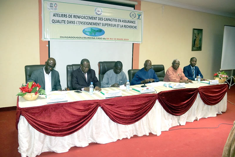 Enseignement supérieur et recherche scientifique : la Commission de lUEMOA, le CAMES et lUNESCO outillent les experts de lespace communautaire en assurance qualité
